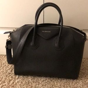 Givenchy Medium Antigona handbag